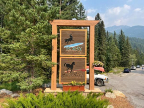 Toby Creek Lodge by StayIn